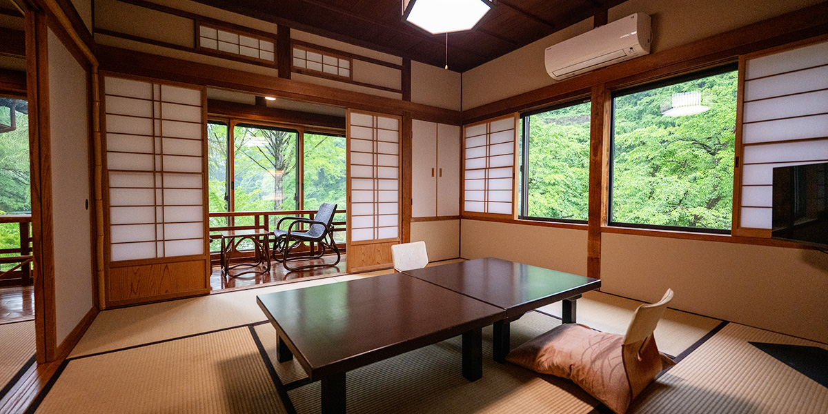 緑風館「藤」の間