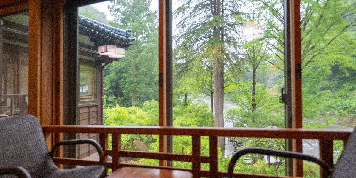 緑風館「藤」の間