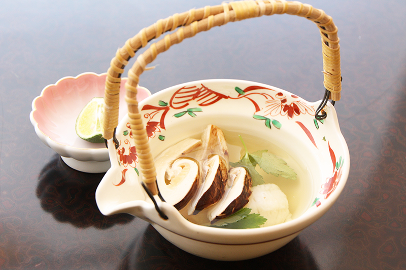 松茸土瓶蒸し